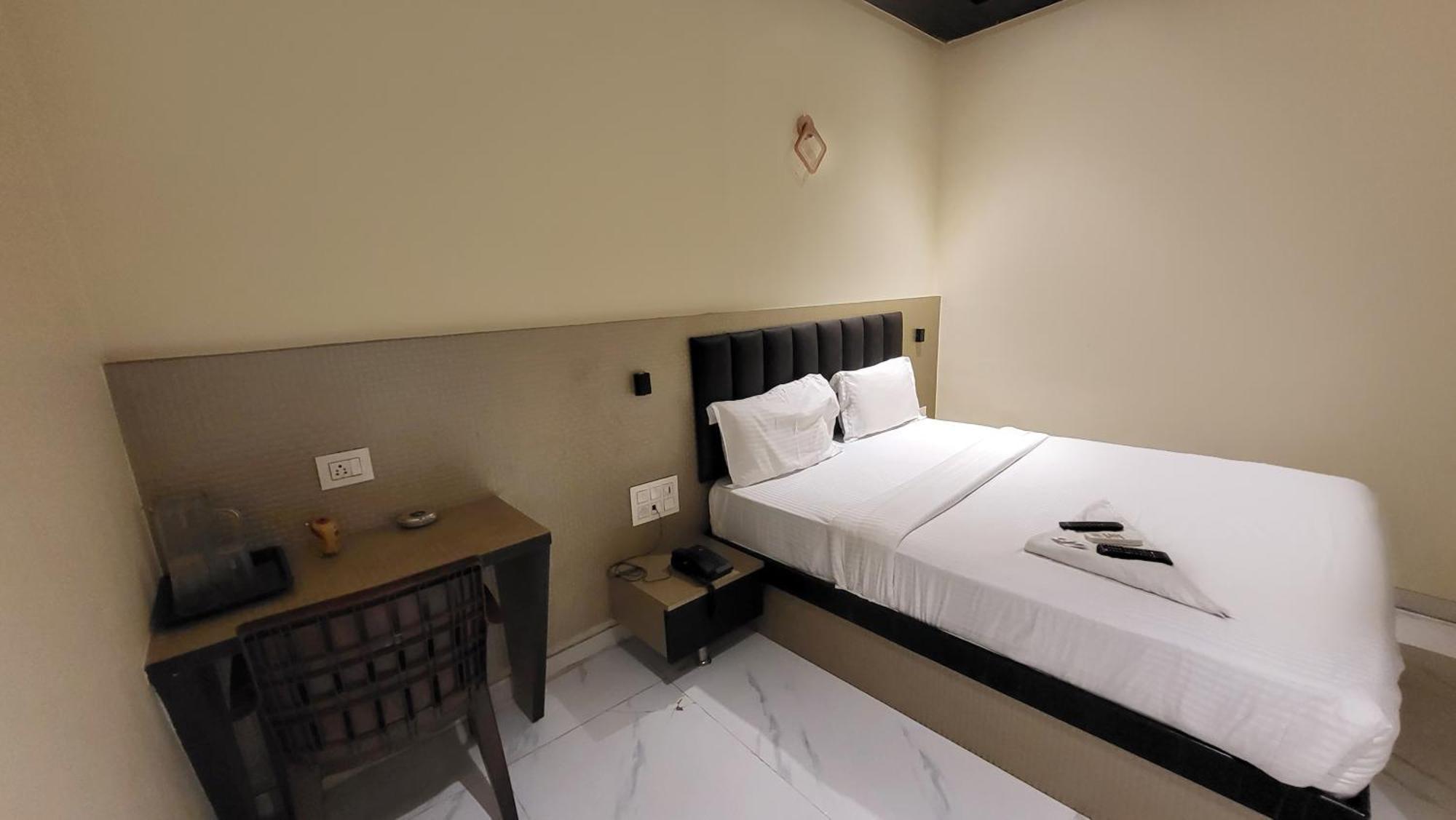 Fabhotel Prime Land - Nr Bkc Bombaj Zewnętrze zdjęcie